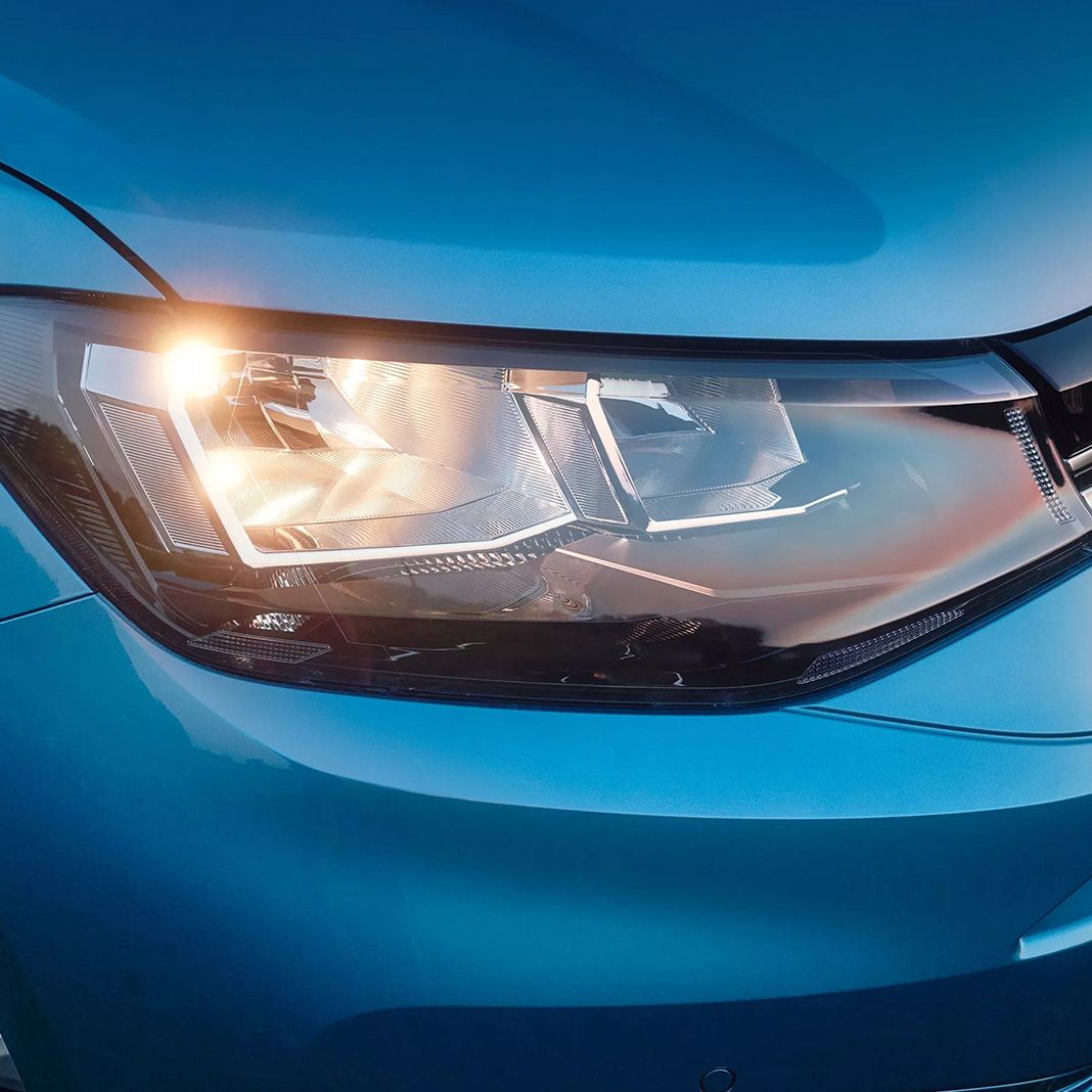 Volkswagen Nutzfahrzeuge Caddy California, Detailansicht Scheinwerfer